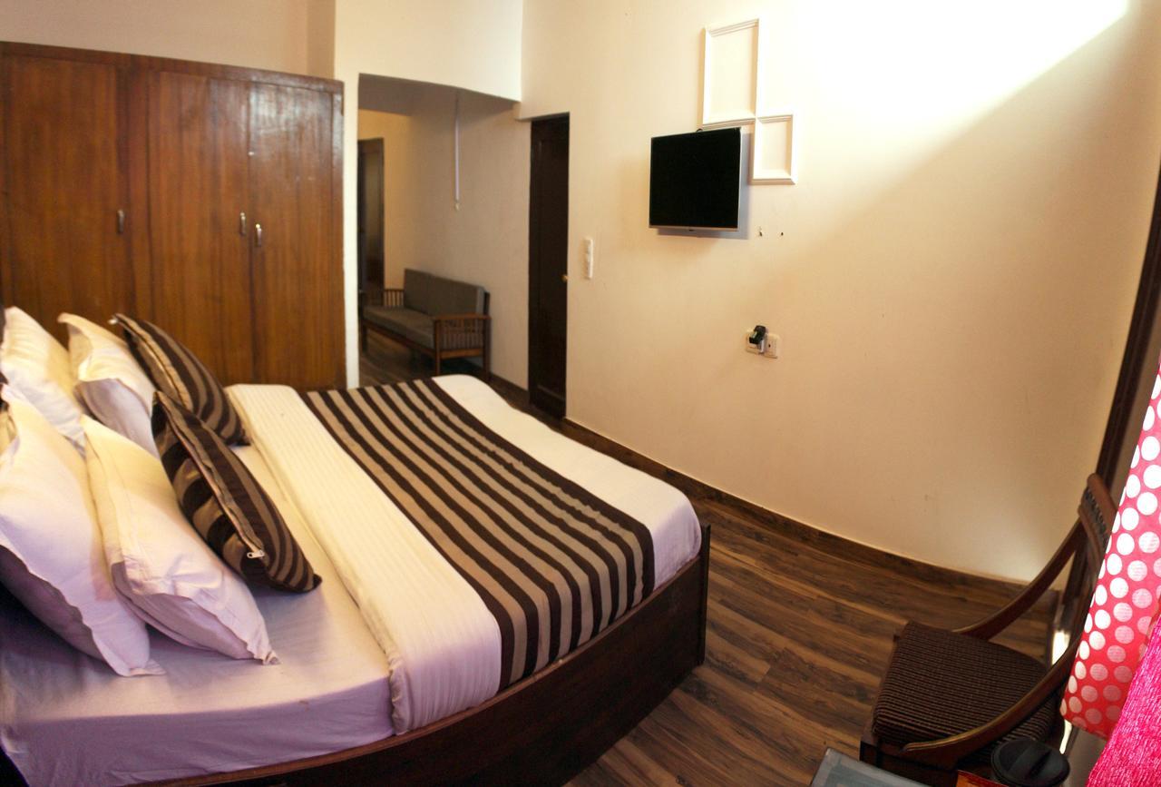 Divyansh Hotel Dharamshala Exterior photo